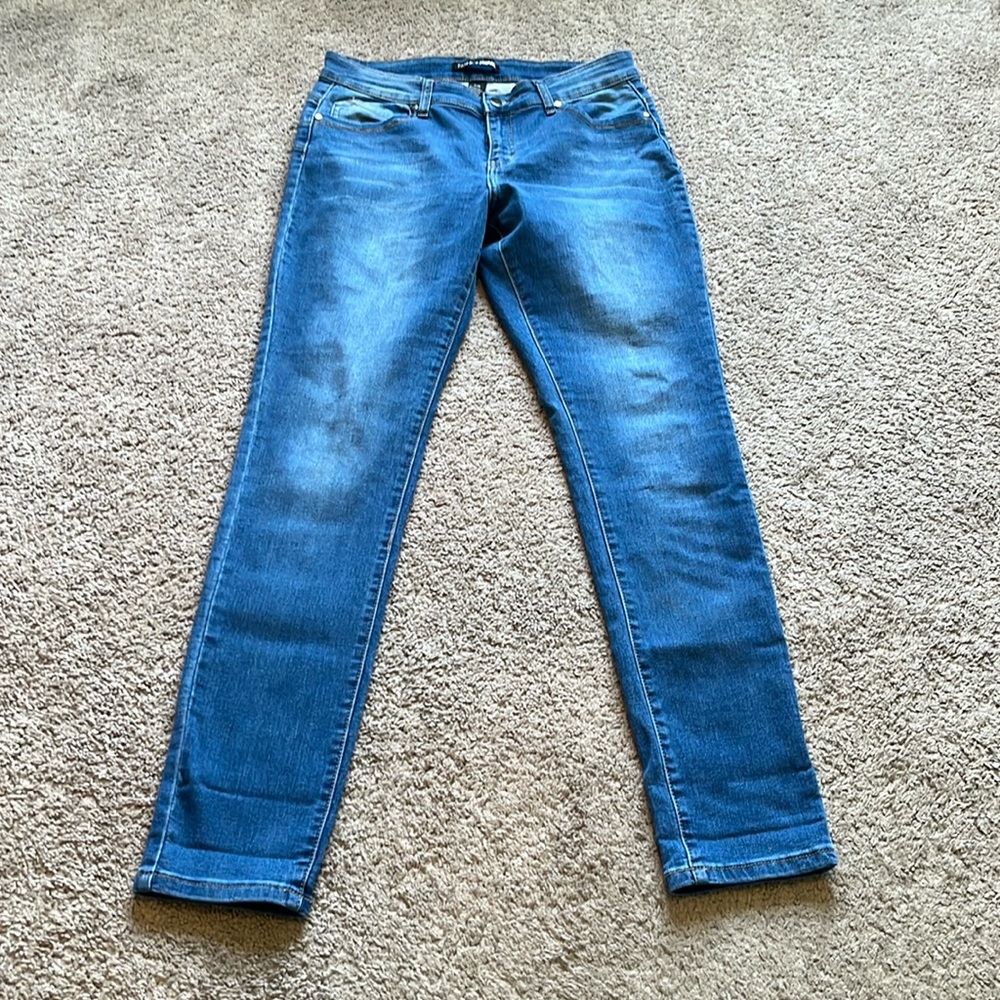 Fashion nova skinny jeans